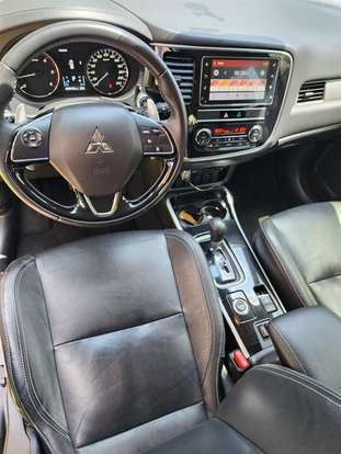 MITSUBISHI-OUTLANDER-2.2 MIVEC DI-D DIESEL HPE-S AWD AUTOMÁTICO MITSUBISHI-OUTLANDER-2018