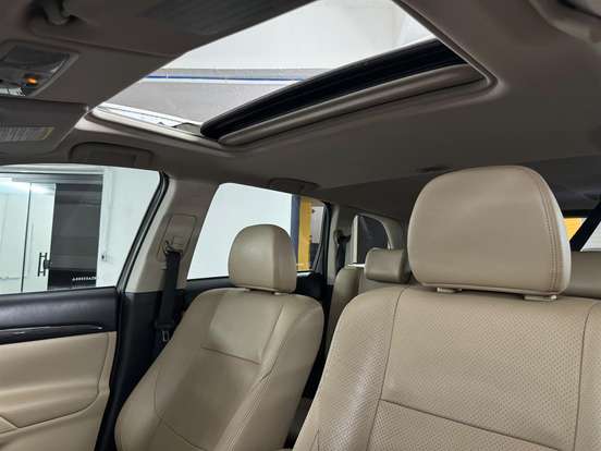 MITSUBISHI-OUTLANDER-2015