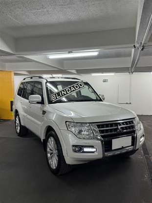 MITSUBISHI-PAJERO FULL-3.2 HPE 4X4 16V TURBO INTERCOOLER DIESEL 4P AUTOMÁTICO MITSUBISHI-PAJERO FULL-2014
