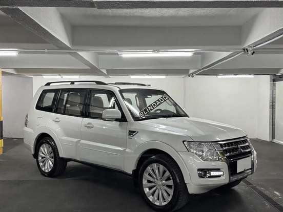 MITSUBISHI-PAJERO FULL-3.2 HPE 4X4 16V TURBO INTERCOOLER DIESEL 4P AUTOMÁTICO MITSUBISHI-PAJERO FULL-2014