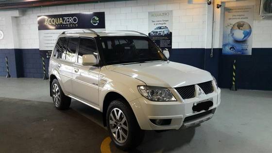 MITSUBISHI PAJERO TR4 2.0 4X4 16V 140CV FLEX 4P AUTOMÁTICO