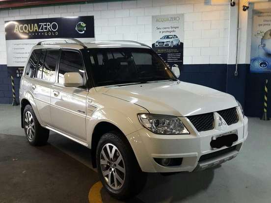 MITSUBISHI-PAJERO TR4-2.0 4X4 16V 140CV FLEX 4P AUTOMÁTICO MITSUBISHI-PAJERO TR4-2012
