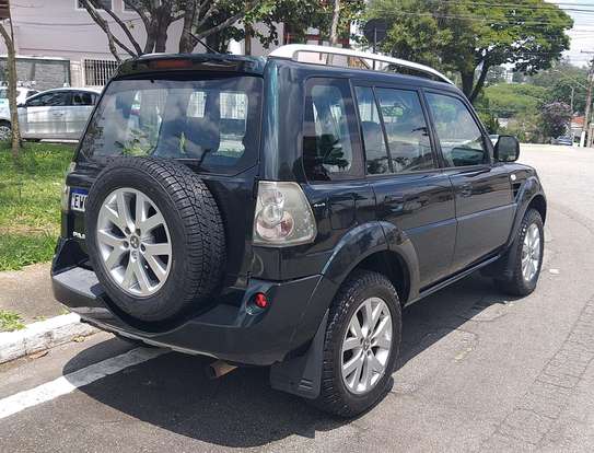 MITSUBISHI-PAJERO TR4-2011