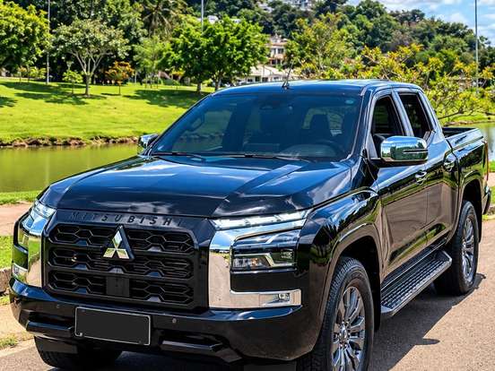 MITSUBISHI-TRITON-2.4 BITURBO DIESEL CD HPE-S 4X4 AUTOMÁTICO MITSUBISHI-TRITON-2026