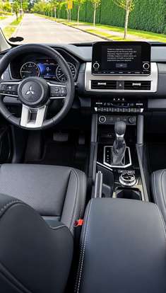 MITSUBISHI-TRITON-2026