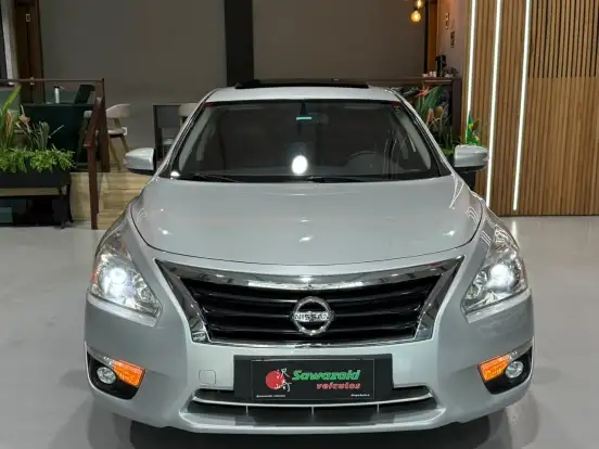 NISSAN-ALTIMA-2013