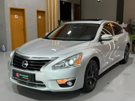 NISSAN-ALTIMA-2013