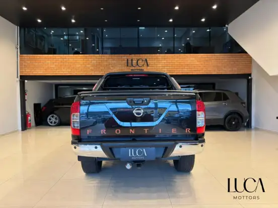 NISSAN-FRONTIER-2.3 16V TURBO DIESEL X-GEAR EDITION CD 4X4 AUTOMÁTICO NISSAN-FRONTIER-2021