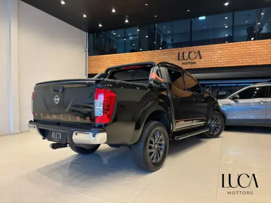 NISSAN-FRONTIER-2021