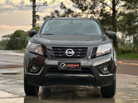 NISSAN-FRONTIER-2020