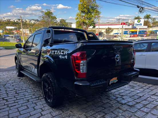 NISSAN-FRONTIER-2022