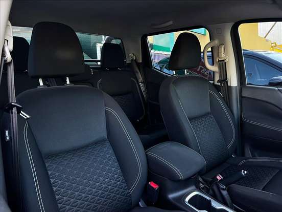 NISSAN-FRONTIER-2022