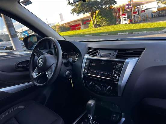 NISSAN-FRONTIER-2022