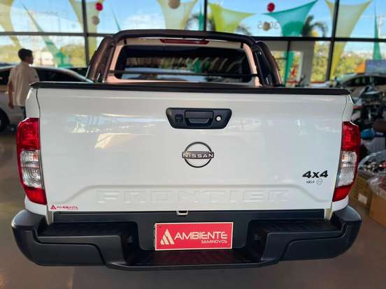 NISSAN-FRONTIER-2024