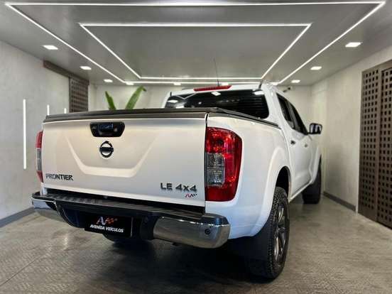NISSAN-FRONTIER-2018