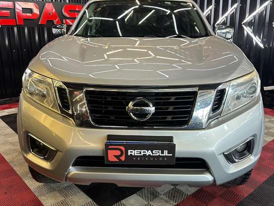 NISSAN-FRONTIER-2.3 16V TURBO DIESEL LE CD 4X4 AUTOMÁTICO NISSAN-FRONTIER-2017