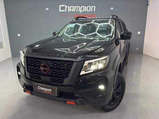 NISSAN FRONTIER 2.3 16V TURBO DIESEL PRO4X CD 4X4 AUTOMÁTICO