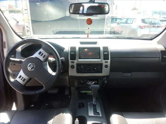 NISSAN-FRONTIER-2012