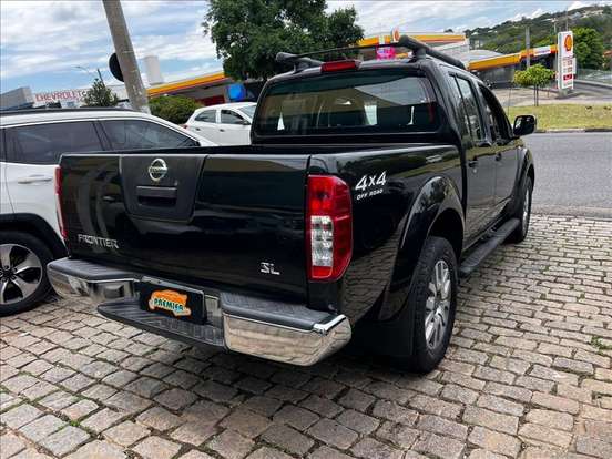 NISSAN-FRONTIER-2016