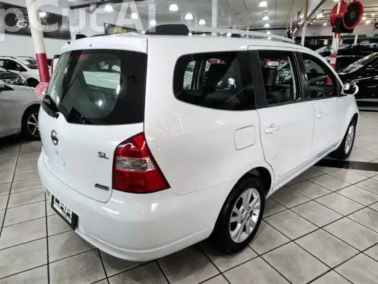 NISSAN-GRAND LIVINA-1.8 SL 16V FLEX 4P AUTOMÁTICO NISSAN-GRAND LIVINA-2014