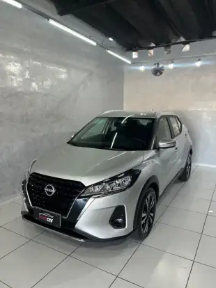 NISSAN-KICKS-2023