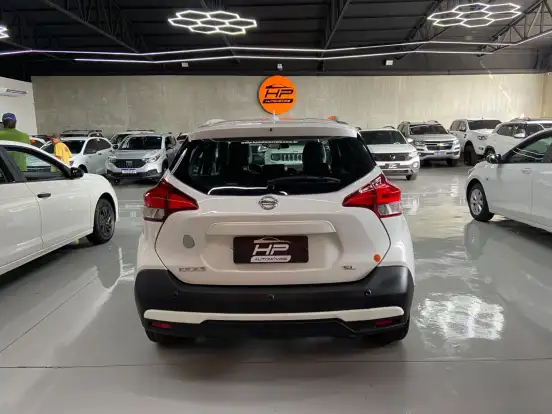 NISSAN-KICKS-2016