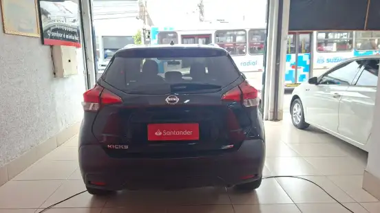 NISSAN-KICKS-2018