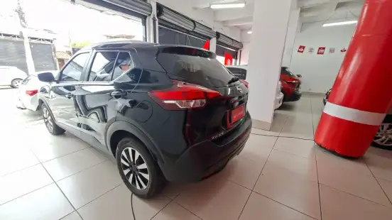 NISSAN-KICKS-2018