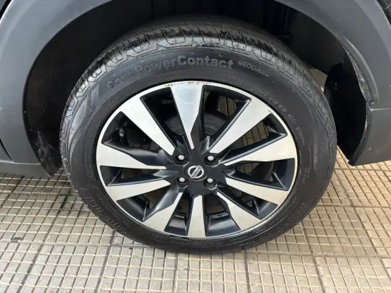 NISSAN-KICKS-2020