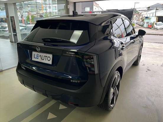 NISSAN-KICKS-2025