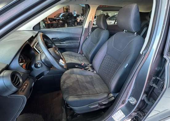 NISSAN-KICKS-2023