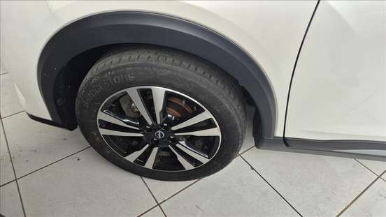 NISSAN-KICKS-2024