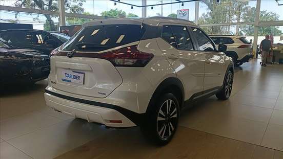 NISSAN-KICKS-2024