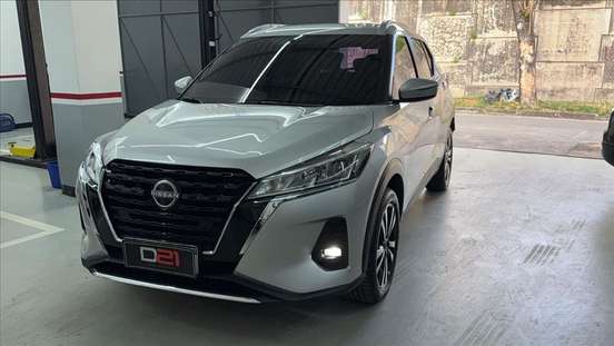 NISSAN-KICKS-2023
