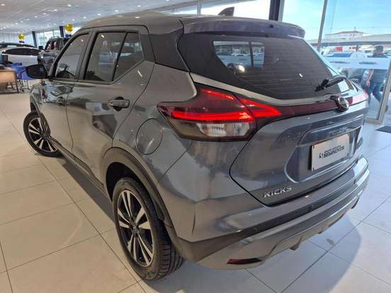 NISSAN-KICKS-2024