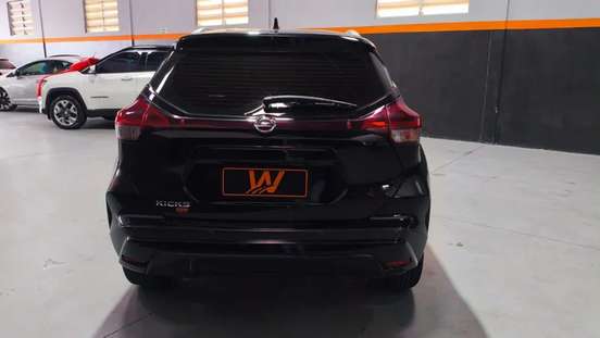 NISSAN-KICKS-2022