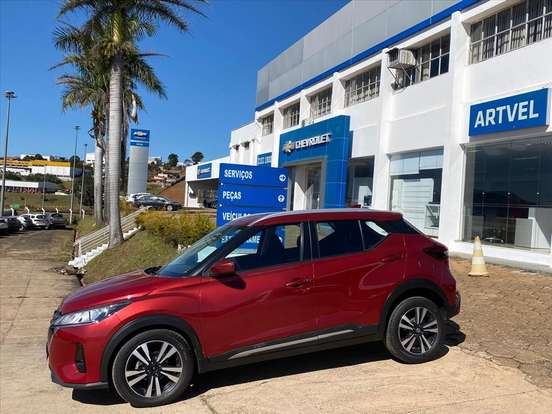 NISSAN-KICKS-2022