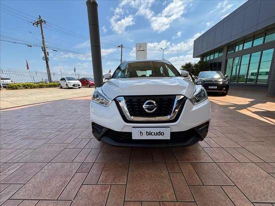 NISSAN-KICKS-2018