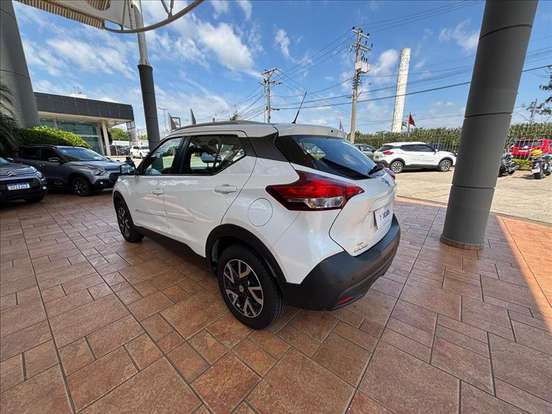NISSAN-KICKS-2018