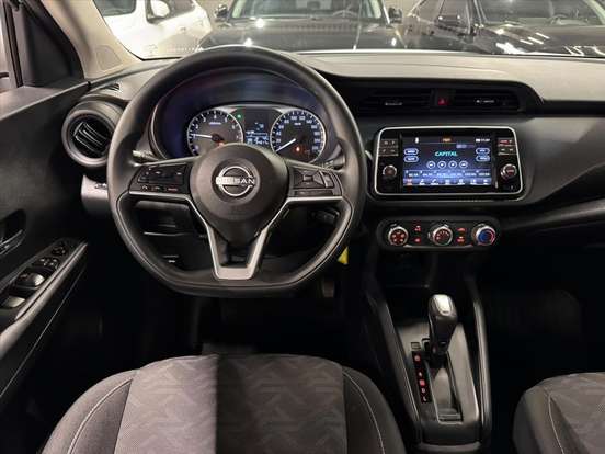 NISSAN-KICKS-2023