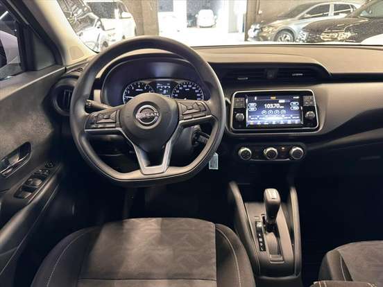 NISSAN-KICKS-2023