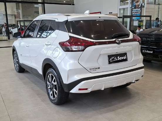 NISSAN-KICKS-2024
