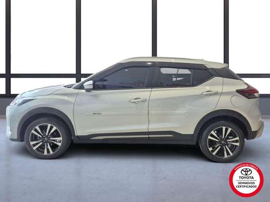 NISSAN-KICKS-2023