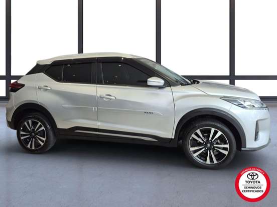 NISSAN-KICKS-2023