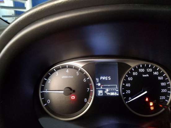 NISSAN-KICKS-2023