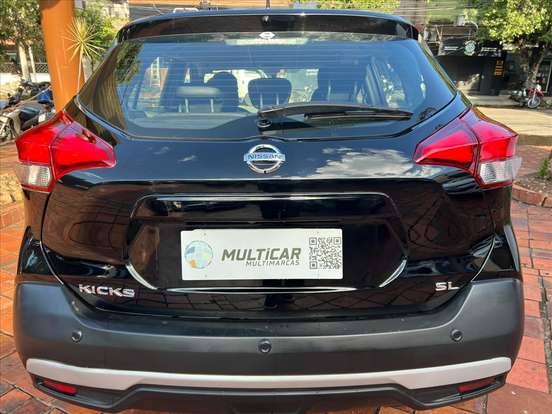 NISSAN-KICKS-2018