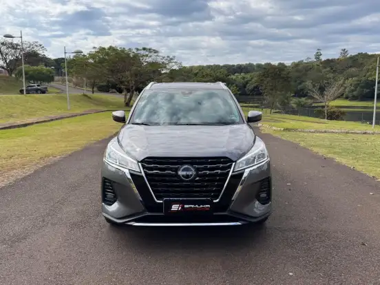 NISSAN-KICKS PLAY-2025