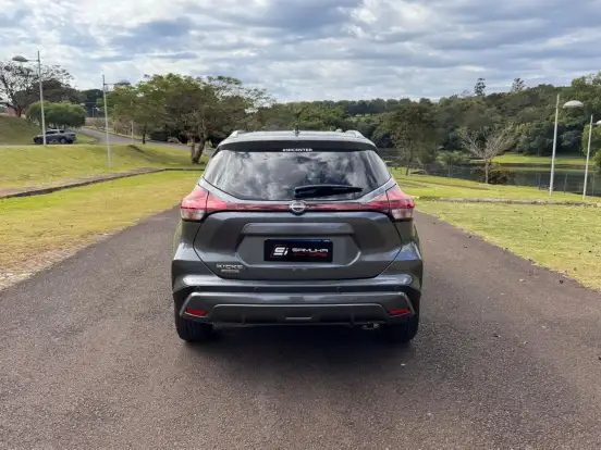 NISSAN-KICKS PLAY-2025