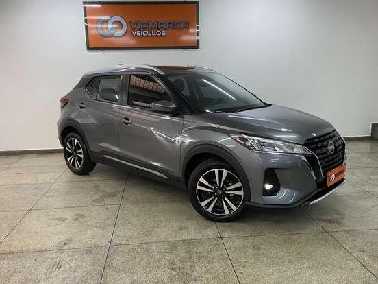 NISSAN-KICKS PLAY-2025