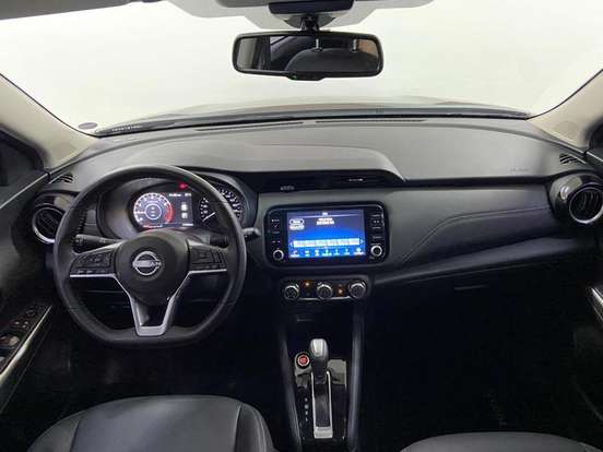 NISSAN-KICKS PLAY-2025